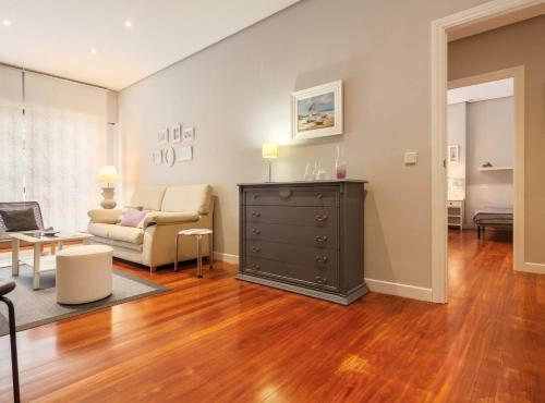 Prestancia Apartament By The Urban Hosts