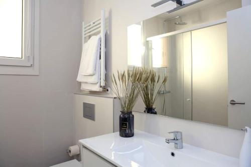 Apartamento Piso Reformado. 2 Min Del Casco Viejo. Con Garaje.
