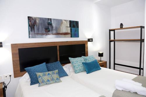 Apartamento Piso Reformado. 2 Min Del Casco Viejo. Con Garaje.