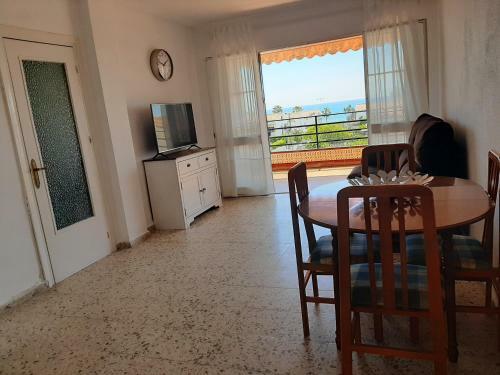 Do�a Lupe Beach Apartment