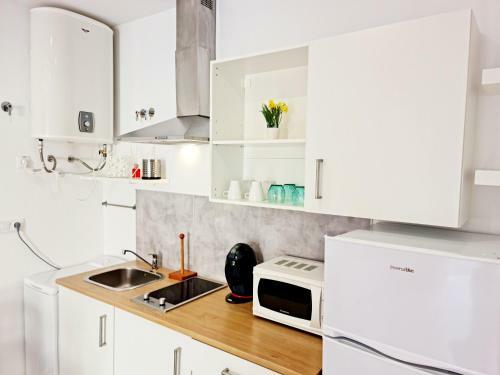 Apartamento Estudios Tisifone