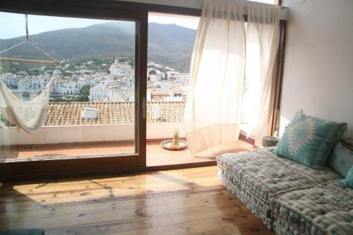 Designer House With Panoramic View And Parking