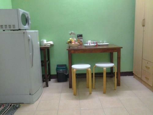 Hostal Roong-arun Apartment