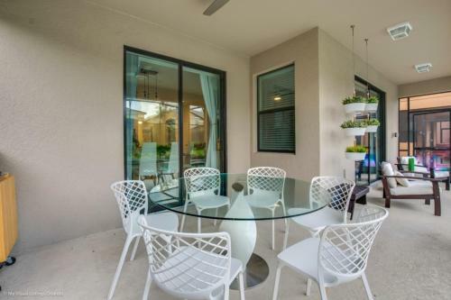 New Luxurious 6 Bedroom Solterra Villa With Pool Villa