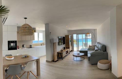 Sea Club Apartments