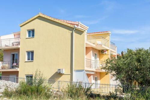 Apartments Neve