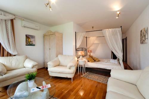 Hostal Villa Castello Rausch