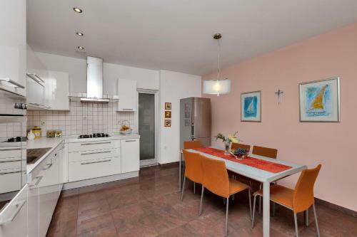 Pension & Apartments Dany