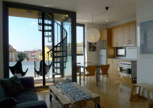 Apartamento Atico Dise�o 100mts Playa