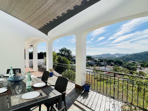 Villa Loralil By Costabravaway