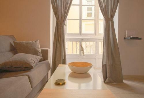 Poniente, �ntimo Apartamento En El Coraz�n De C�diz