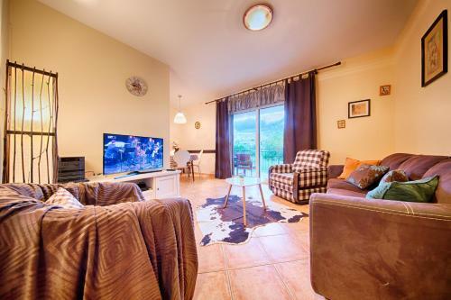Apartments Popaj