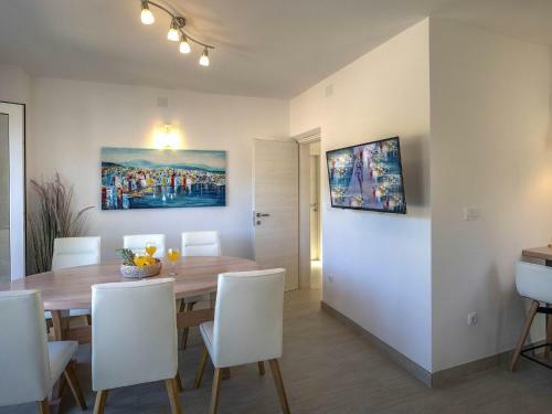 Apartments Snjezana