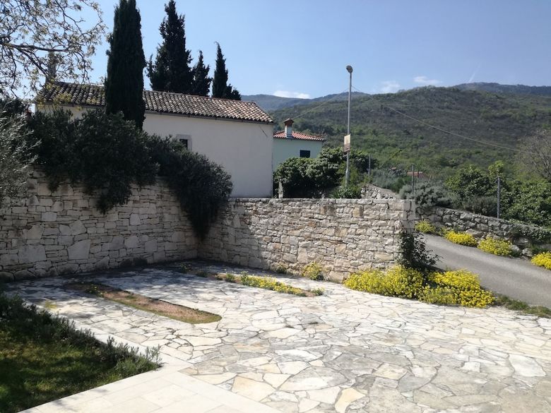 Apartments Villa Brumnic