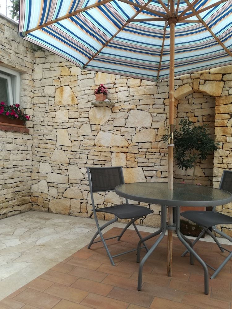 Apartments Villa Brumnic