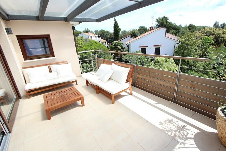 Apartments Makado