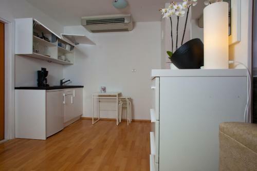 Apartamentos Makarska City Bay Studios