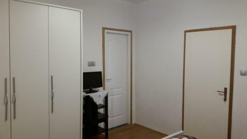 Hostal Guesthouse Romana