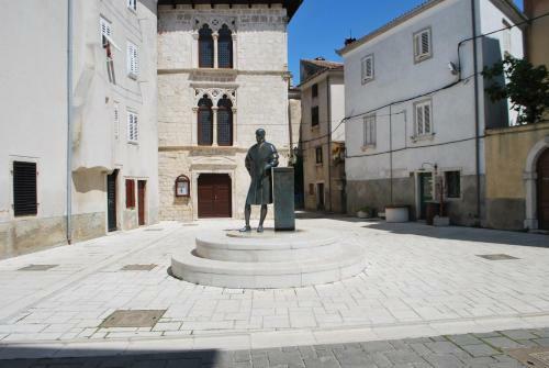Hostal Guesthouse Romana