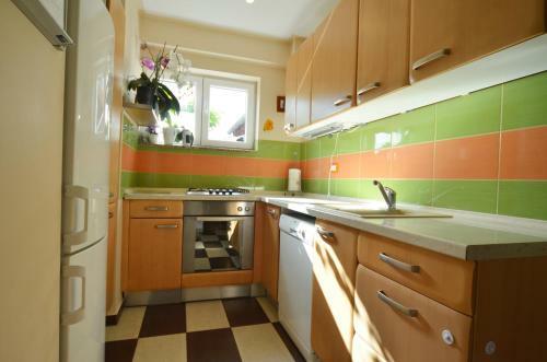 Apartments Mirta