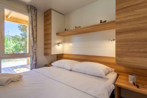 Mobile Homes Lopari
