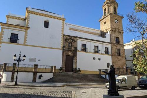 Lindo Apartamento En El Corazon De Cadiz