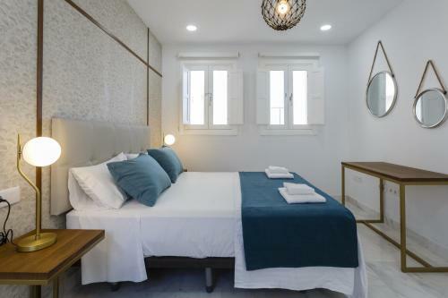 Apartamentos La Brujula By Cadizrentals