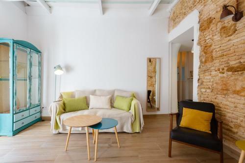 Divino Apartment By Cadiz4rentals