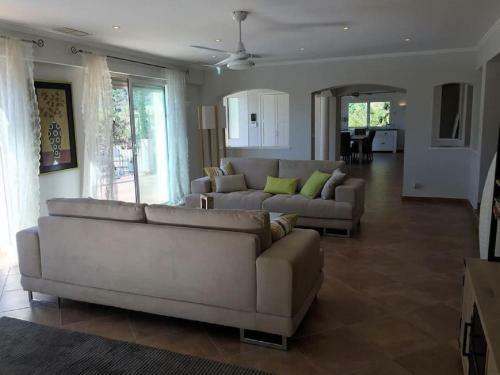 Villa Des Oliviers