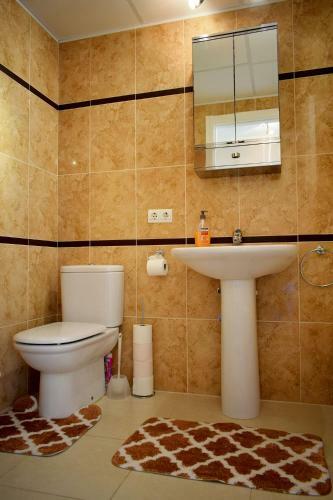 Apartamento Stunning Views, Excellent Location, 2 Minutes To Beach
