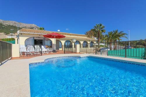 Villa Con Piscina Privada - Las Palomas