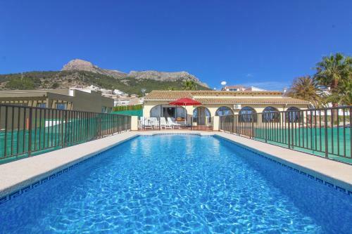 Villa Con Piscina Privada - Las Palomas