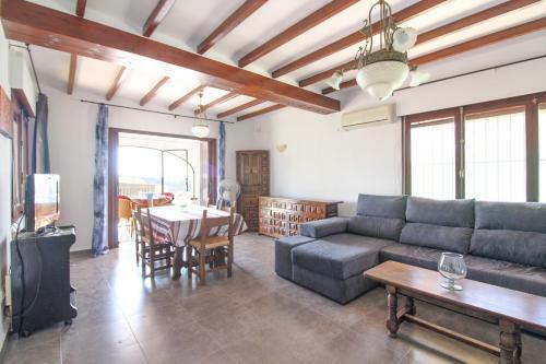 Villa Con Piscina Privada - Las Palomas
