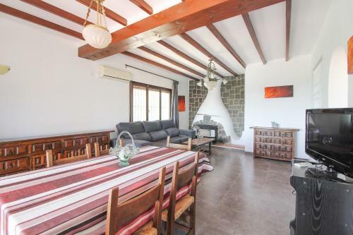 Villa Con Piscina Privada - Las Palomas