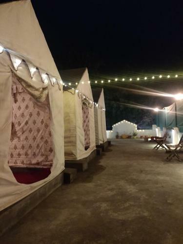 Apsara Tents And Hotel