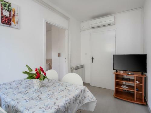 Apartments Folo