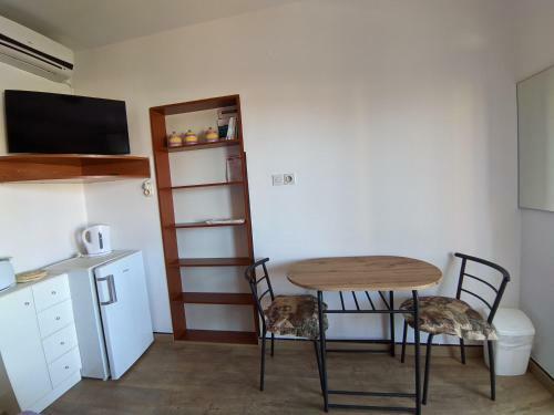 Apartments Ada
