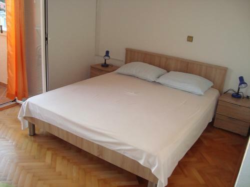 Apartments And Rooms Nediljko