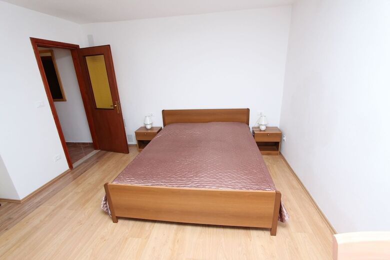 Apartments Orbanic 41