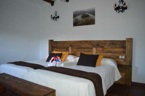 Agroturismo Las Estr�bedes Casa Rural