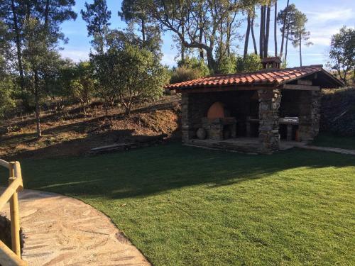 Agroturismo Las Estr�bedes Casa Rural