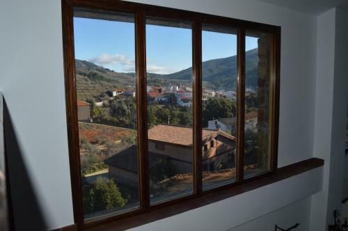 Agroturismo Las Estr�bedes Casa Rural