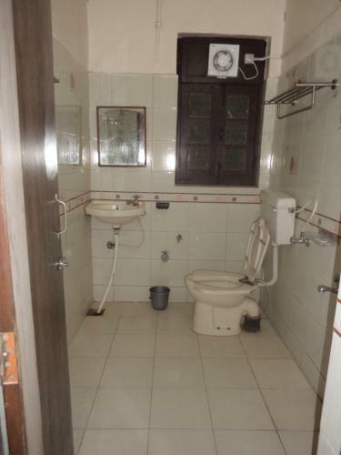 Hotel Premium Rooms Near Nakki Lake