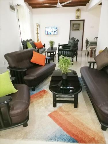 Hostal Kabalana Dinu Villa