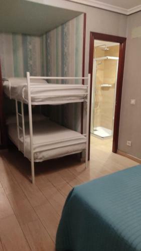 Hostal Alojamientos Playa De Cand�s