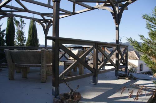 Villa Rosada - Luxurious 3-bedroom Villa With Garden And Pool
