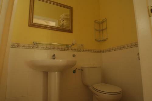 Villa Rosada - Luxurious 3-bedroom Villa With Garden And Pool