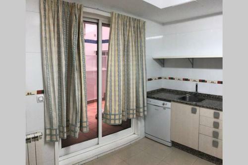 Bonito Apartamento En El Centro De Cangas