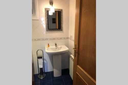 Bonito Apartamento En El Centro De Cangas