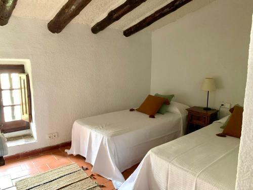 Villa Els Racons Del Fort Castle In Wine Territory